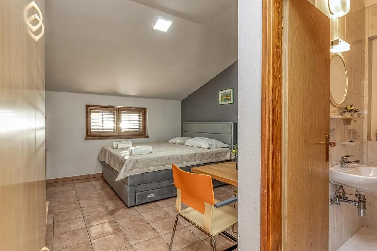 Apartment-Haus Wolbeck Cervar-Porat Guest house