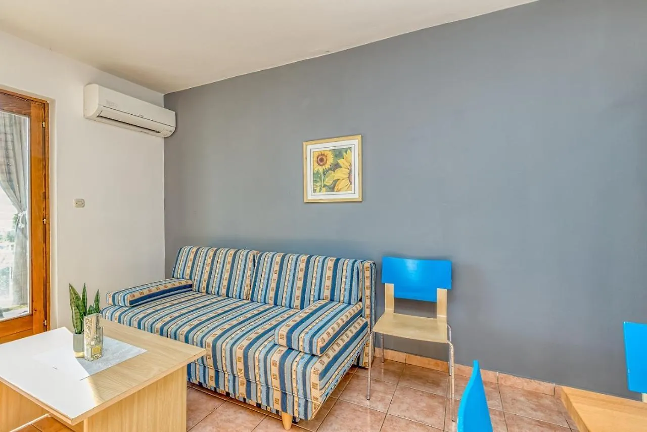 Apartment-Haus Wolbeck Cervar-Porat 0*,